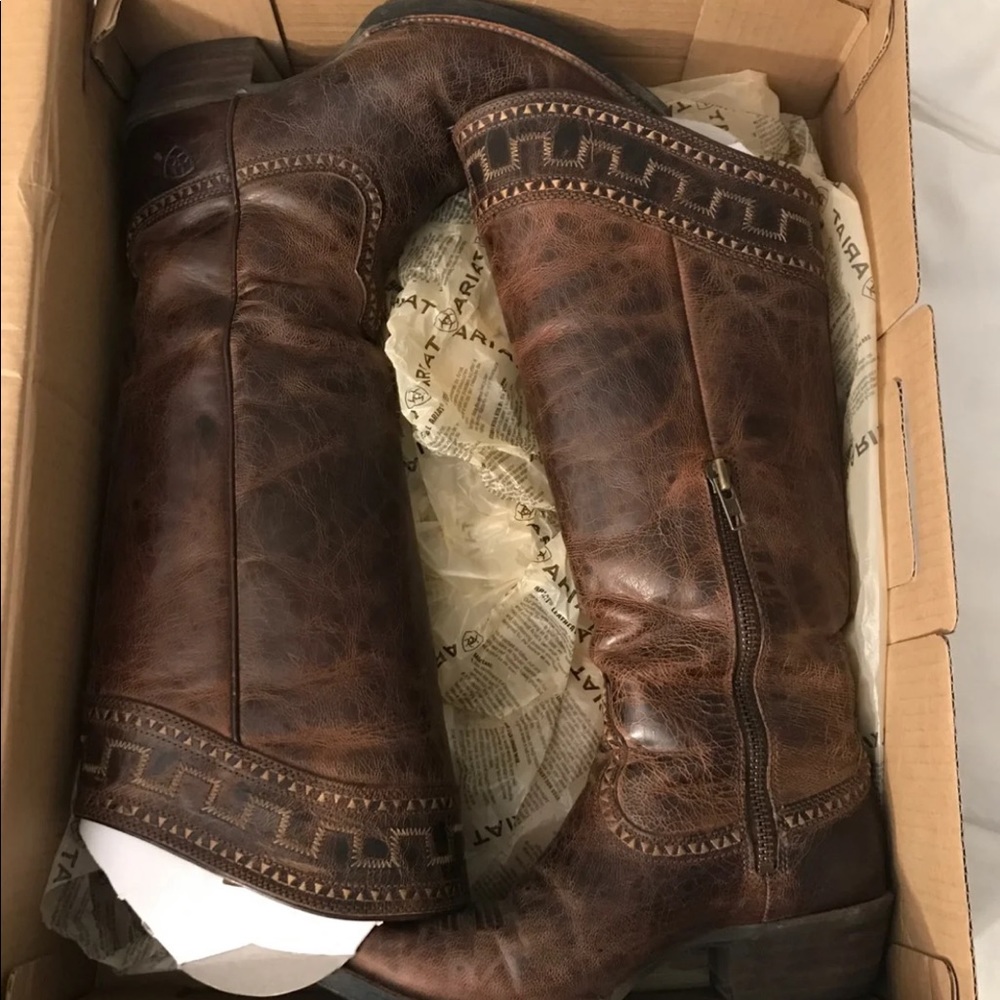 Ariat Sahara boots